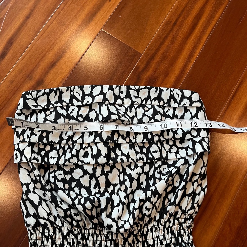 Bebe Romper Shorts One-Piece Strapless‎ Animal Print Black White Ruffle XXS 2XS - Picture 10 of 12
